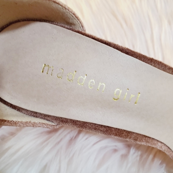Madden Girl rose gold velvet sandals size 10 - Picture 6 of 13